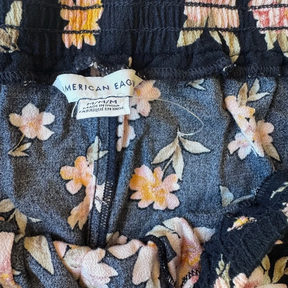 American Eagle Outfitters Floral Flowy Shorts